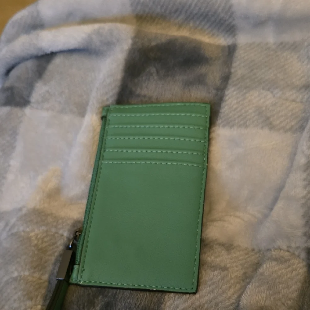 Green Cardholder Wallet with ID Window